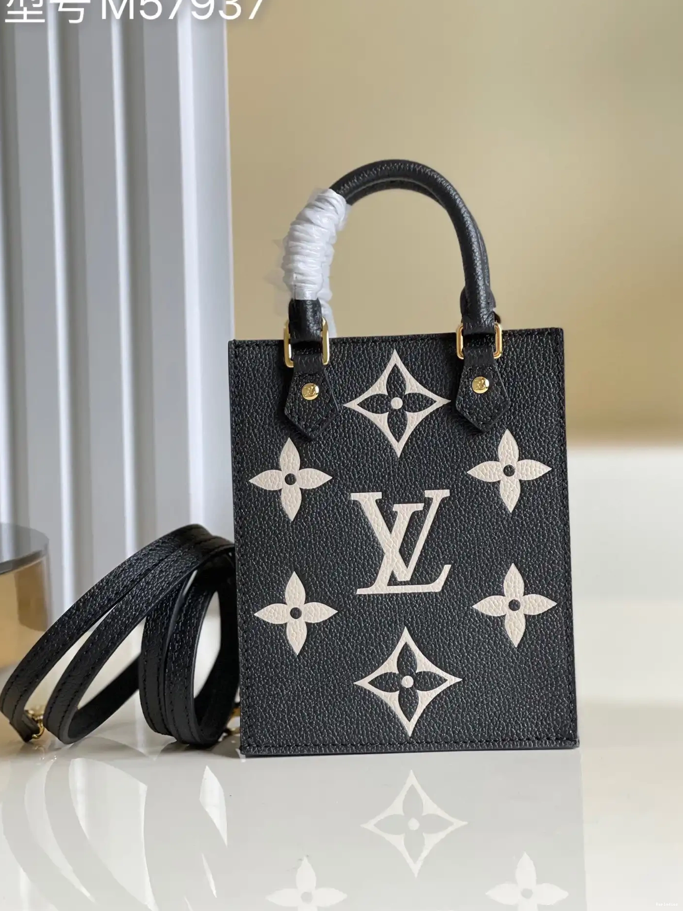 Cheap PETIT SAC LOUIS VUITTON PLAT 0620